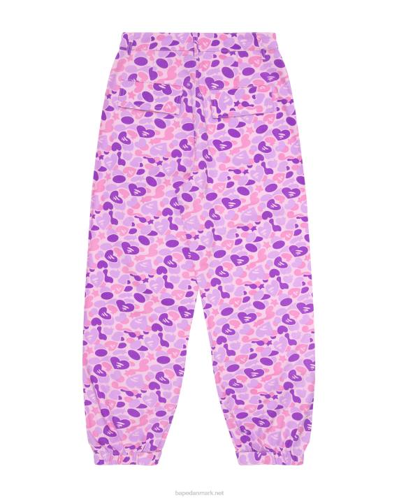 A Bathing Ape Kvinder cargobukser med print HH6J950 violet