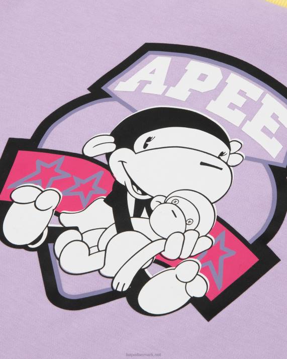 A Bathing Ape Kvinder grafisk beskåret t-shirt HH6J1046 lilla