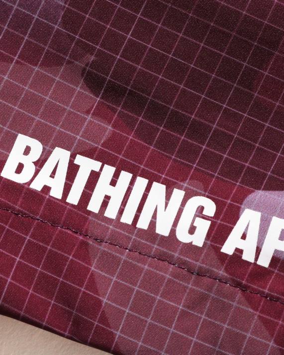 A Bathing Ape Kvinder grid camo-shorts HH6J898 murstensrød