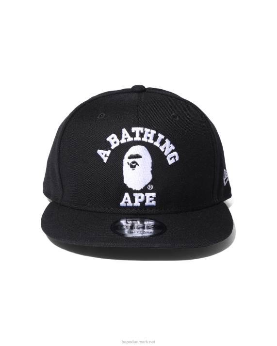 A Bathing Ape Mænd college new era snap back cap HH6J575 sort