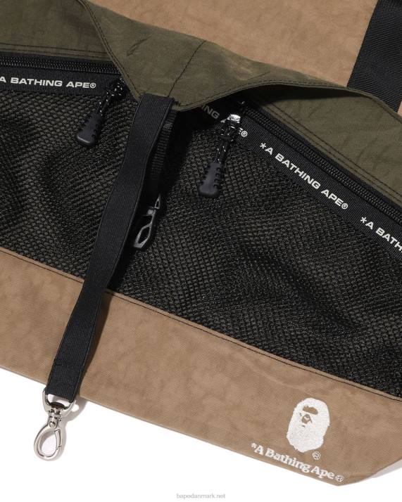 A Bathing Ape Mænd farveblokerende multitaske HH6J457 beige