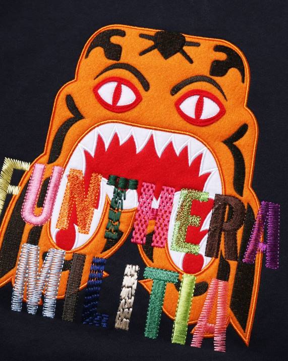 A Bathing Ape Mænd tiger broderi rund hals HH6J354 Marine blå