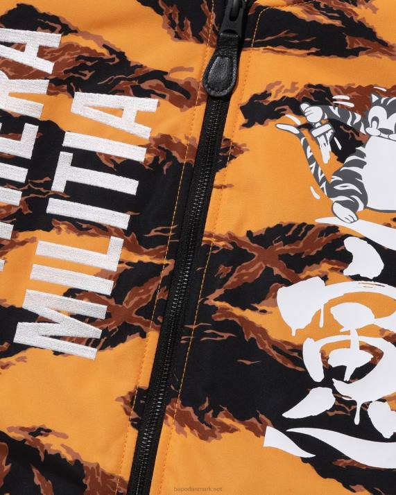 A Bathing Ape Mænd tiger camo long ma-1 HH6J327 orange