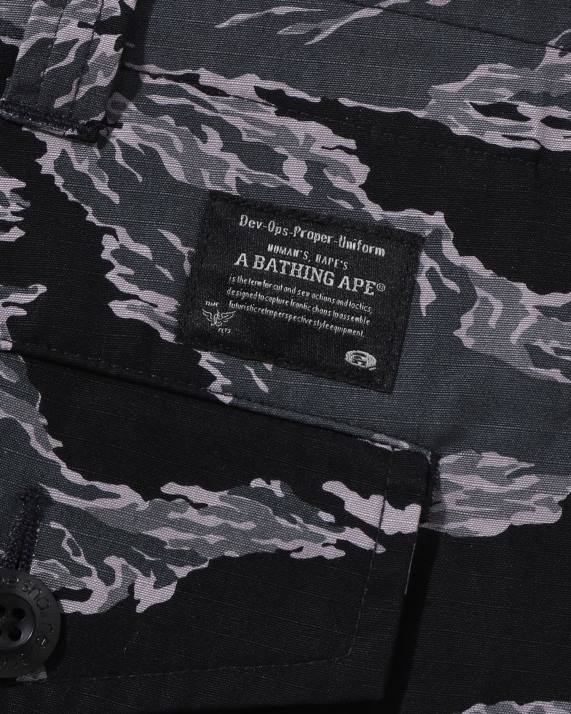 A Bathing Ape Mænd tiger camo militærbukser med afslappet pasform HH6J335 sort