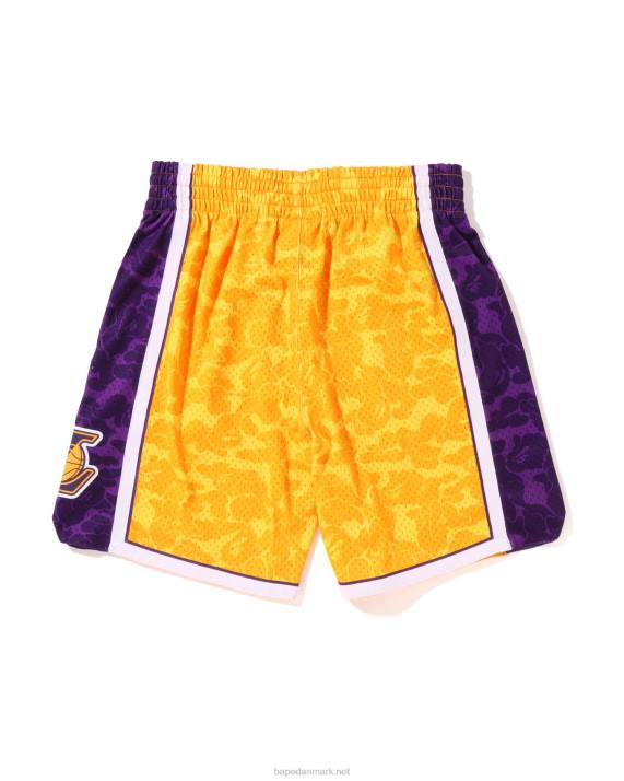 A Bathing Ape Mænd x mn los angeles lakers jersey shorts HH6J362 gul