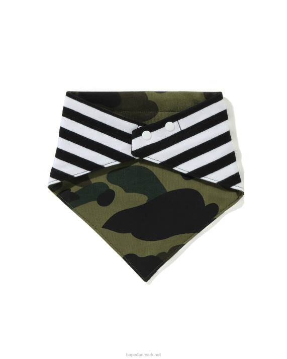 A Bathing Ape børn 1 camo bandana hagesmæk HH6J1631 militærgrøn