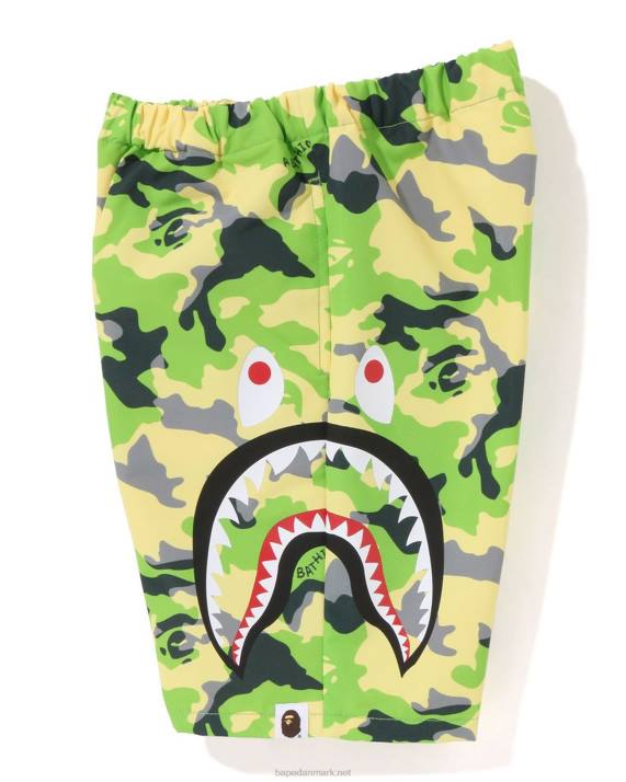 A Bathing Ape børn skov camo side haj strandshorts HH6J1387 militærgrøn