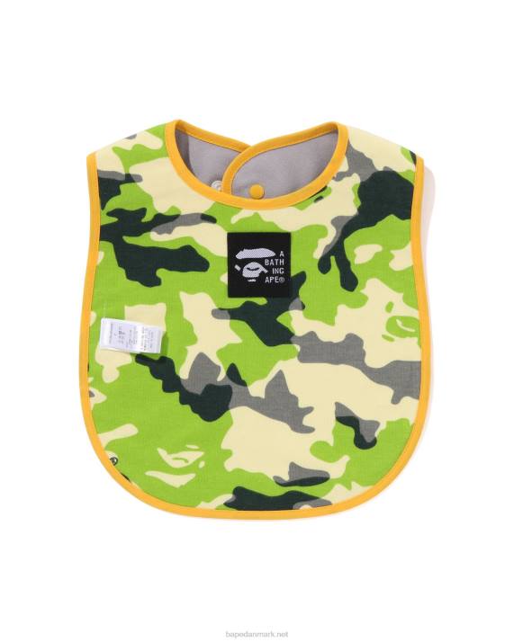 A Bathing Ape børn woodland camo baby milo fiskevest print vendbar hagesmæk HH6J1380 beige