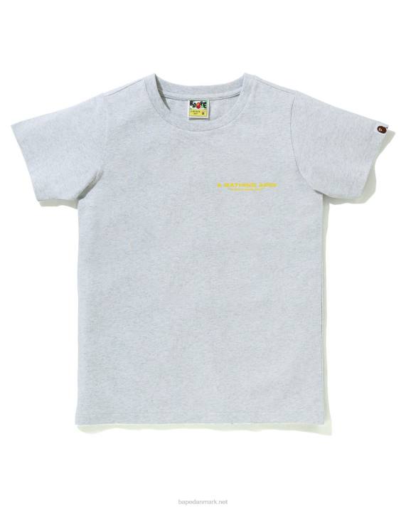 A Bathing Ape Kvinder line camo t-shirt HH6J924 grå