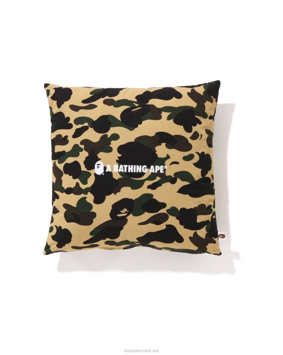 A Bathing Ape Mænd 1. camo firkantet pude HH6J490 gul